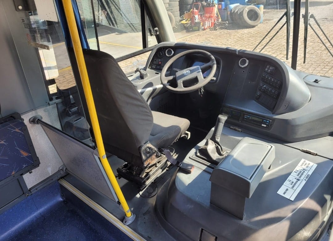 Micro Ônibus Marcopolo Sênior - View 3