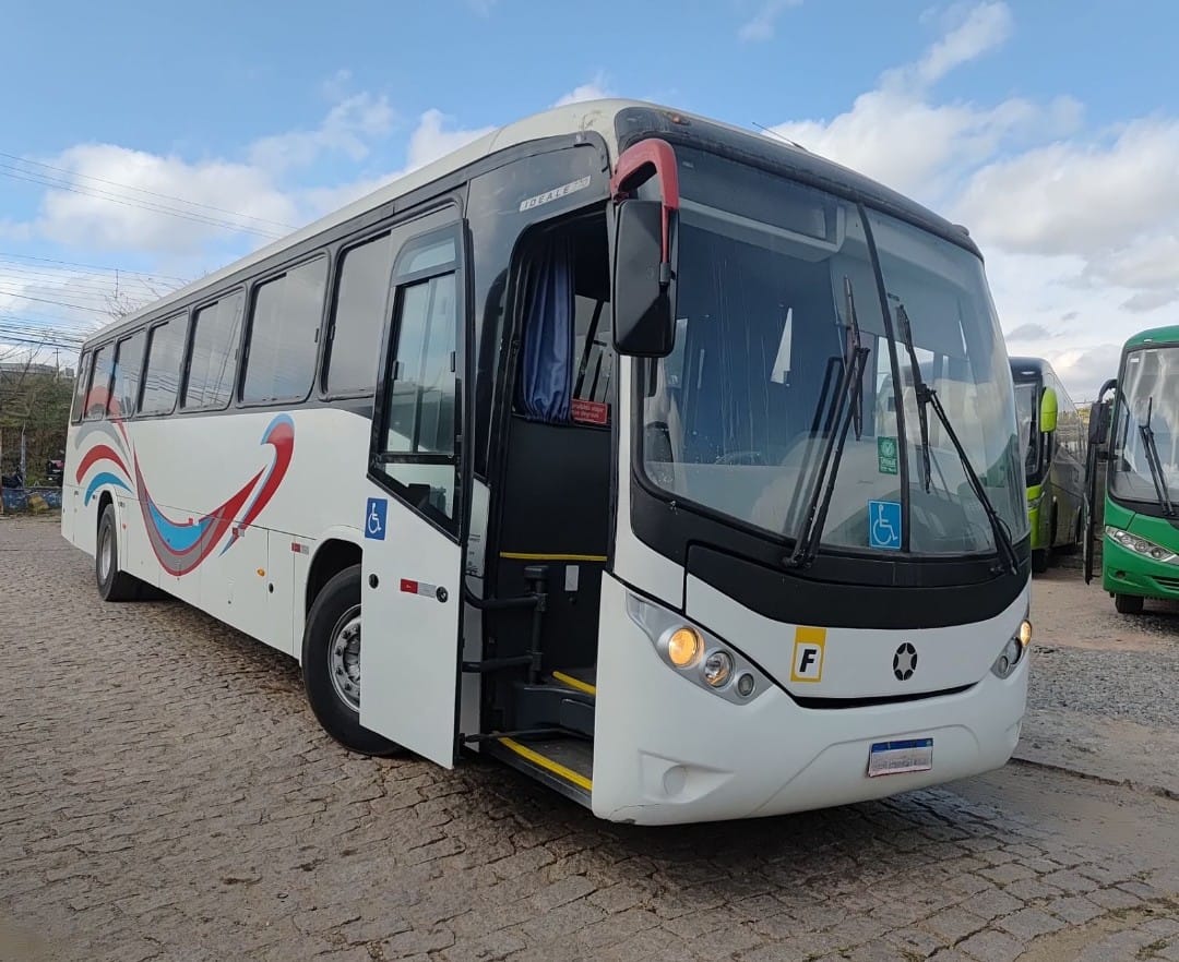 Ônibus Rodoviário Marcopolo Ideale 770 - View 2