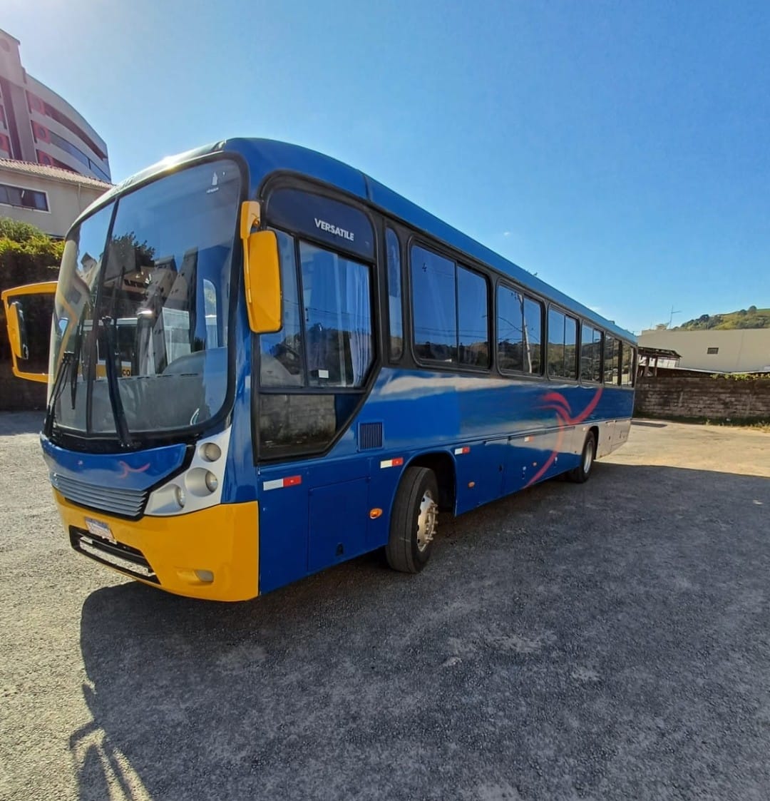 Ônibus Urbano Comil Versatile - foto 1