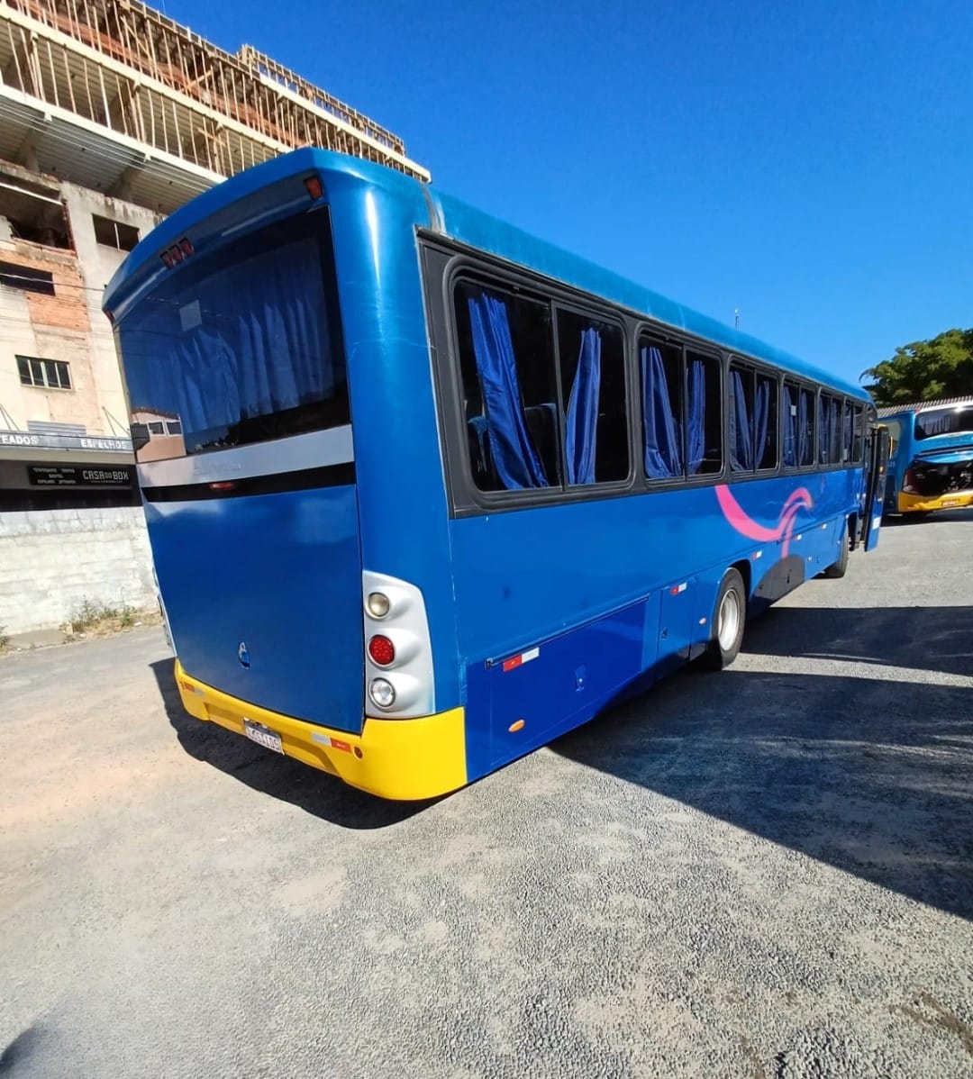Ônibus Urbano Comil Versatile - View 4