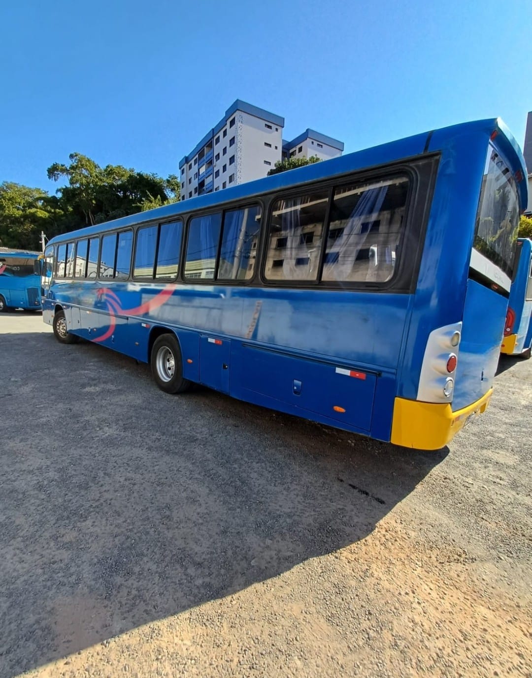 Ônibus Urbano Comil Versatile - View 3