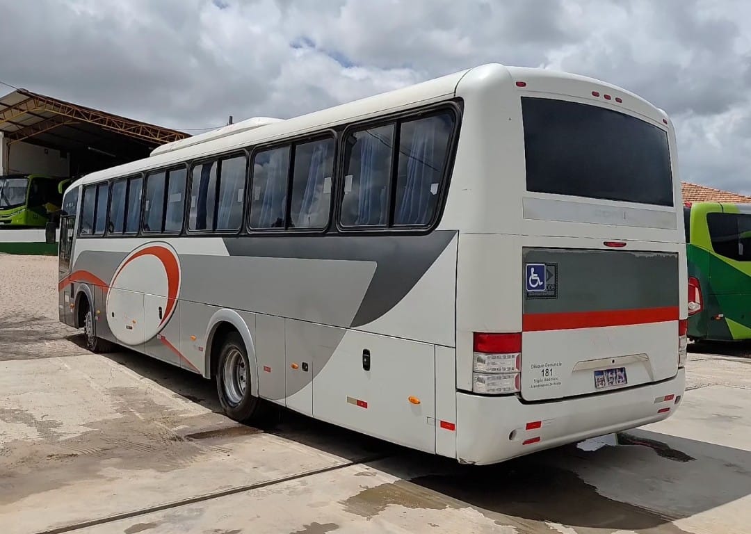 Ônibus Rodoviário Comil Campione 3.25 - View 8