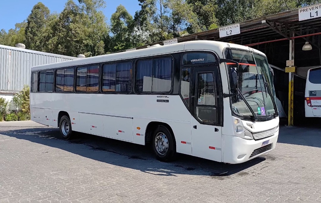 Ônibus Rodoviário Comil Versatile - View 5