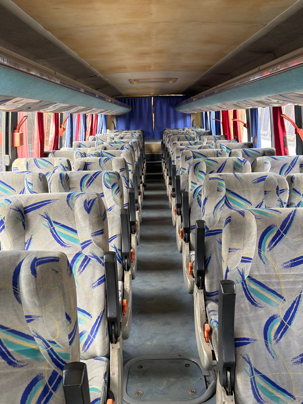 Ônibus Rodoviário Busscar Vista Buss LO - View 5