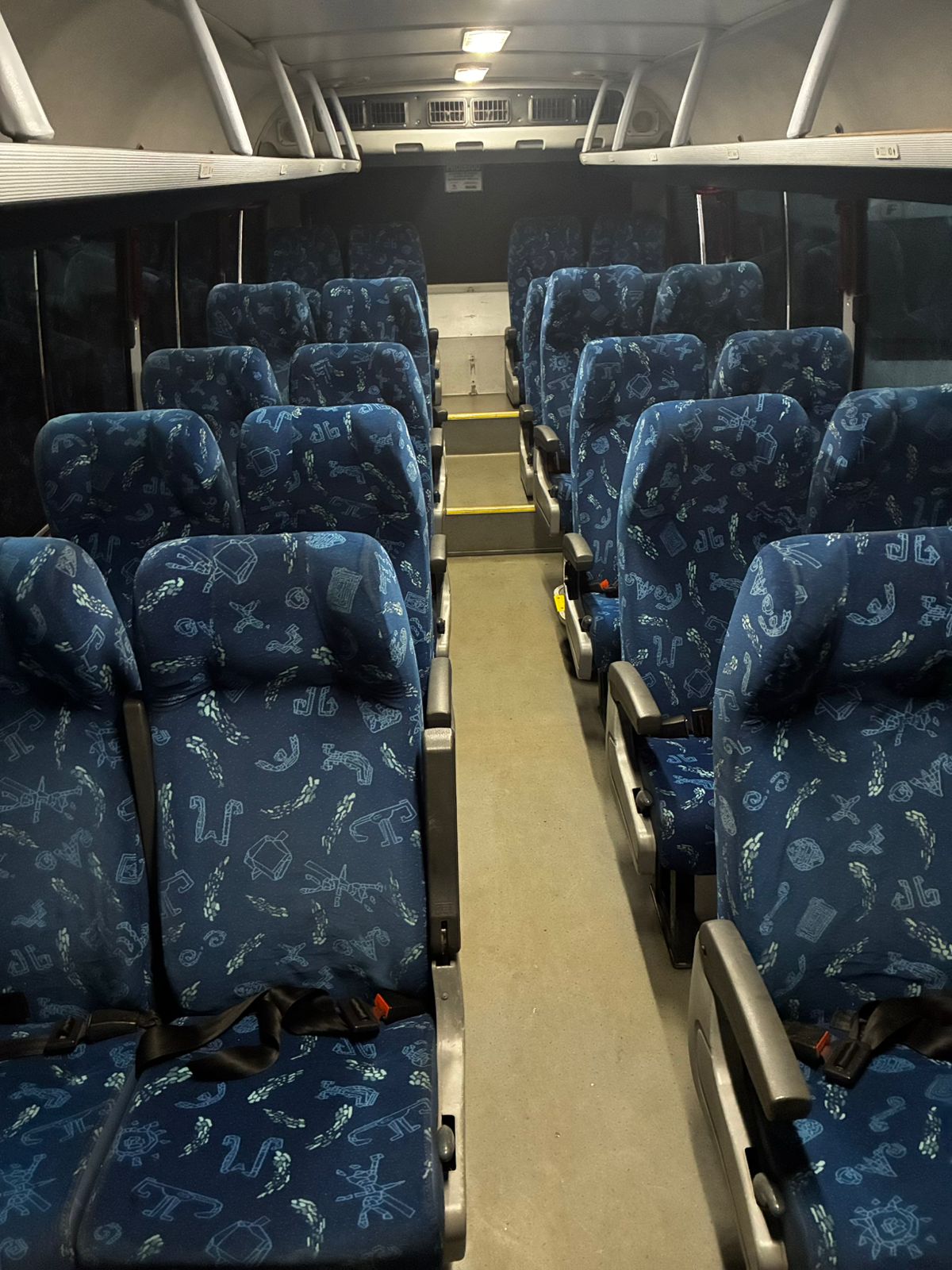 Micro ônibus Rodoviário Marcopolo Volare W9 - View 6