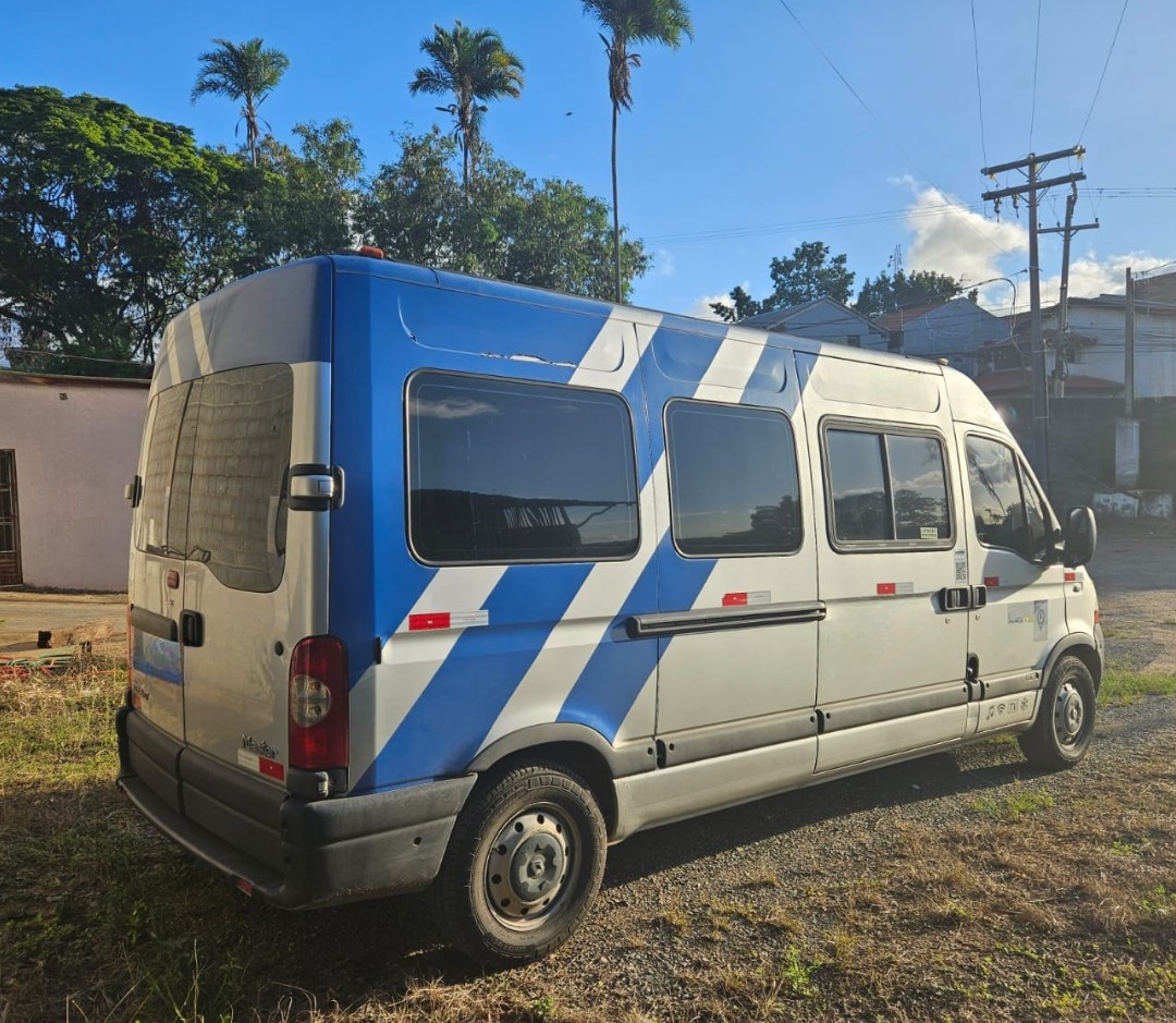 Renault Master 2.5 Dci L3h2 - View 3