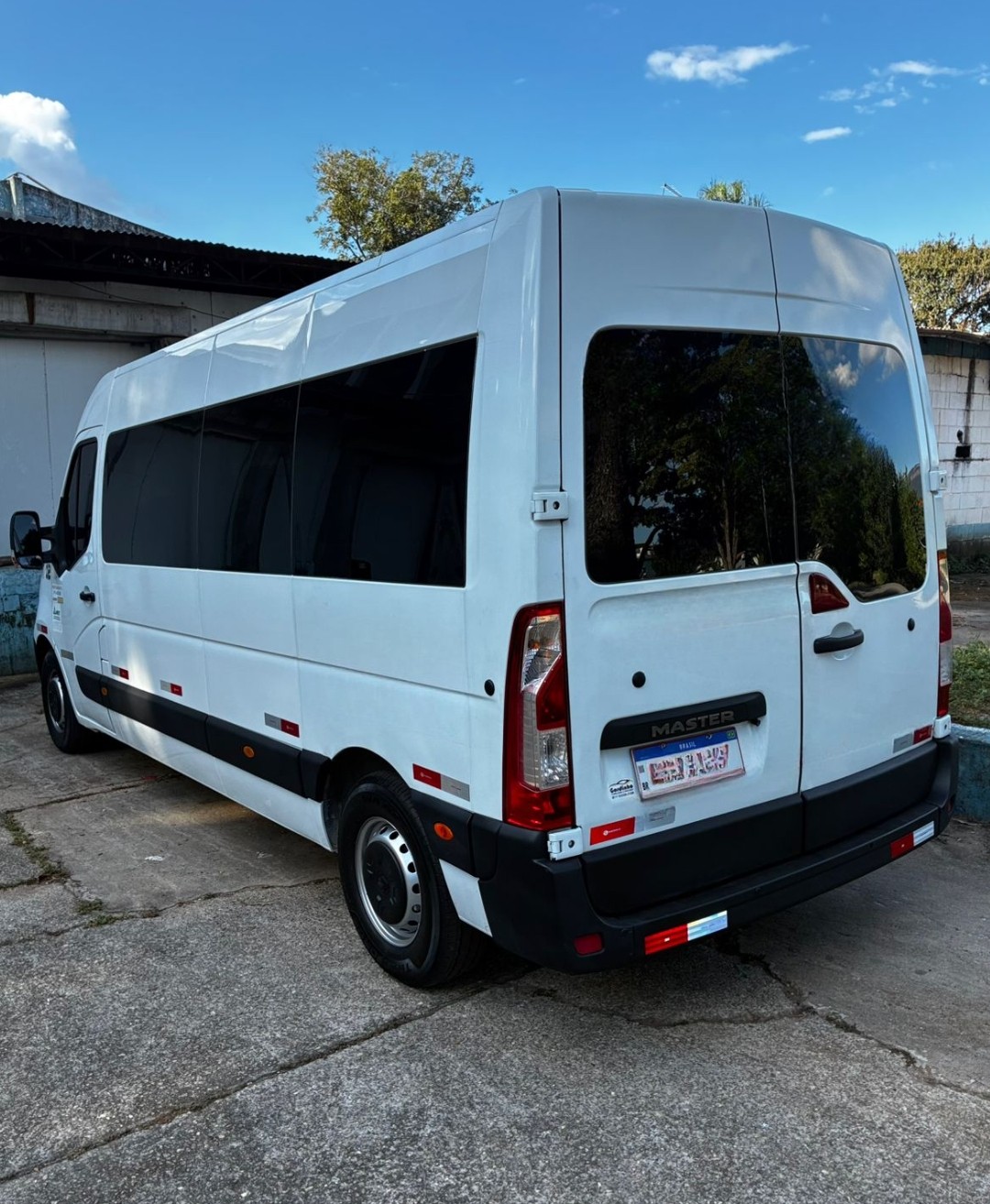 Renault Master 2.3 Dci L3h2 - View 2