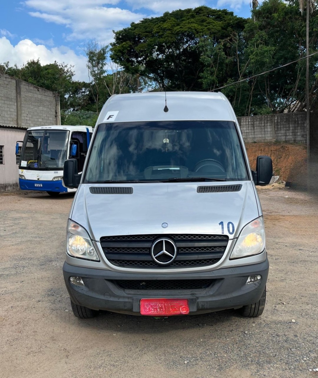 Mercedes Benz Sprinter 415 - View 2
