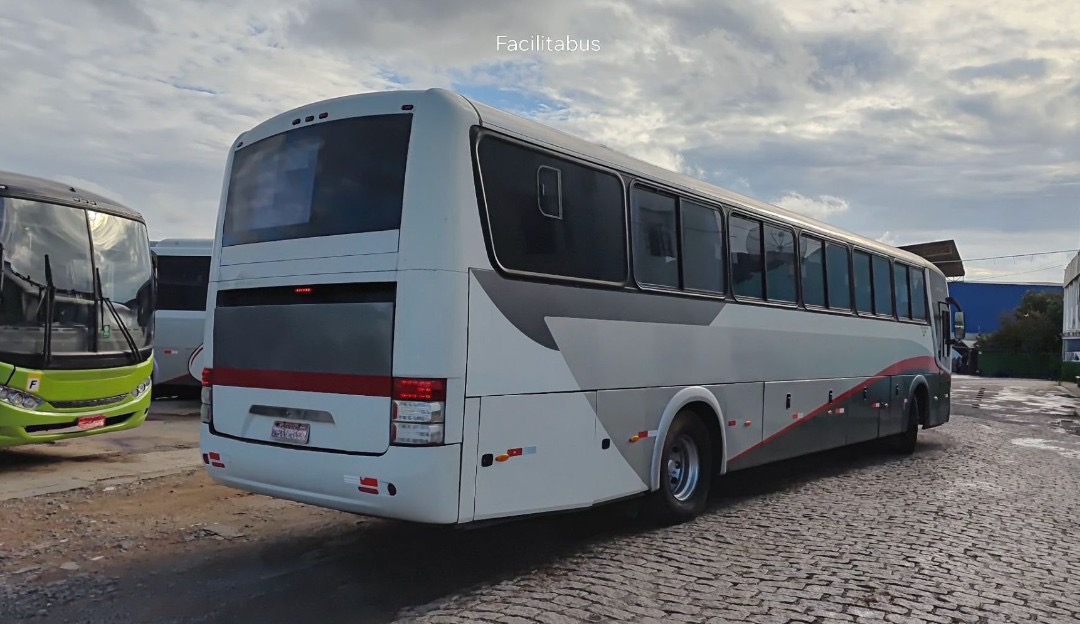 Ônibus Rodoviário Comil Campione 3.25 - View 5