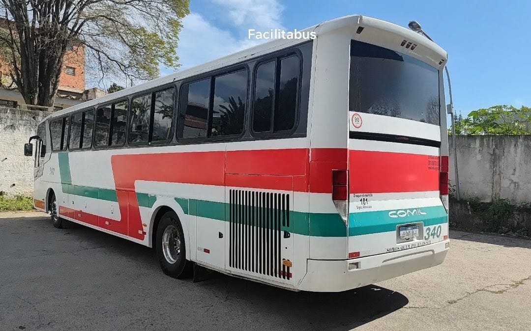 Ônibus Rodoviário Comil Campione Vision - View 3