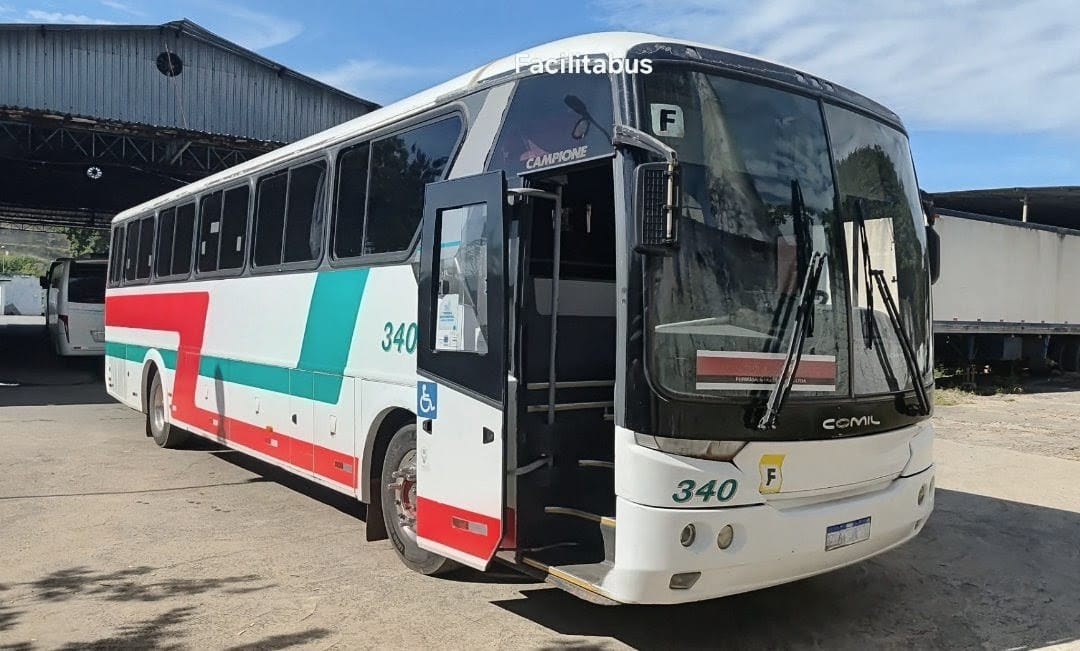 Ônibus Rodoviário Comil Campione Vision - View 2