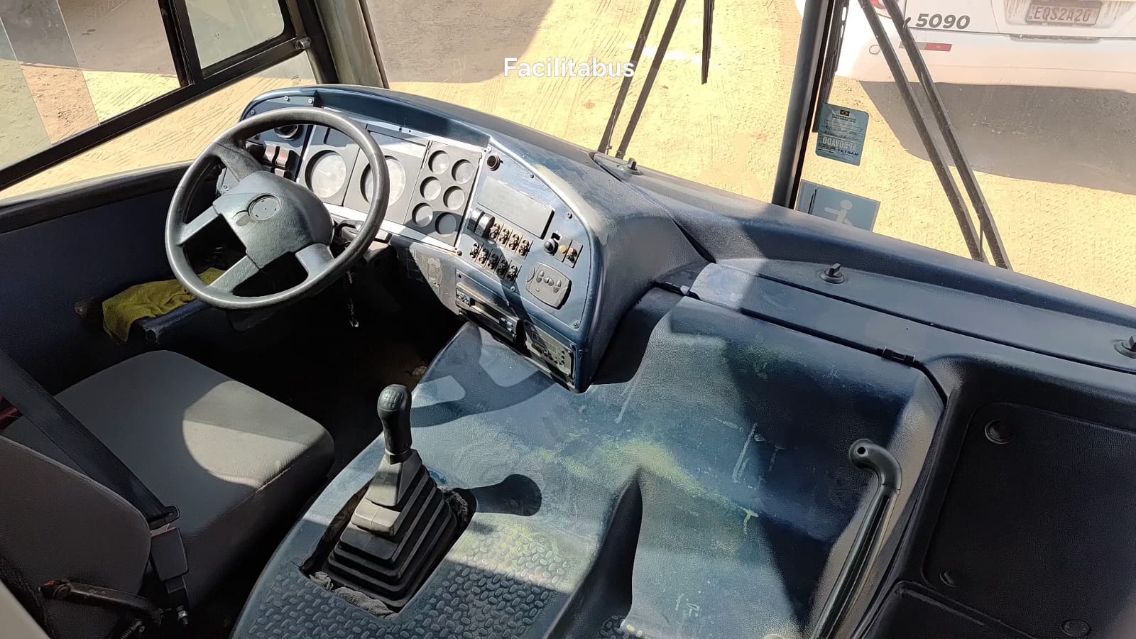 Ônibus Neobus Spectrum - View 4