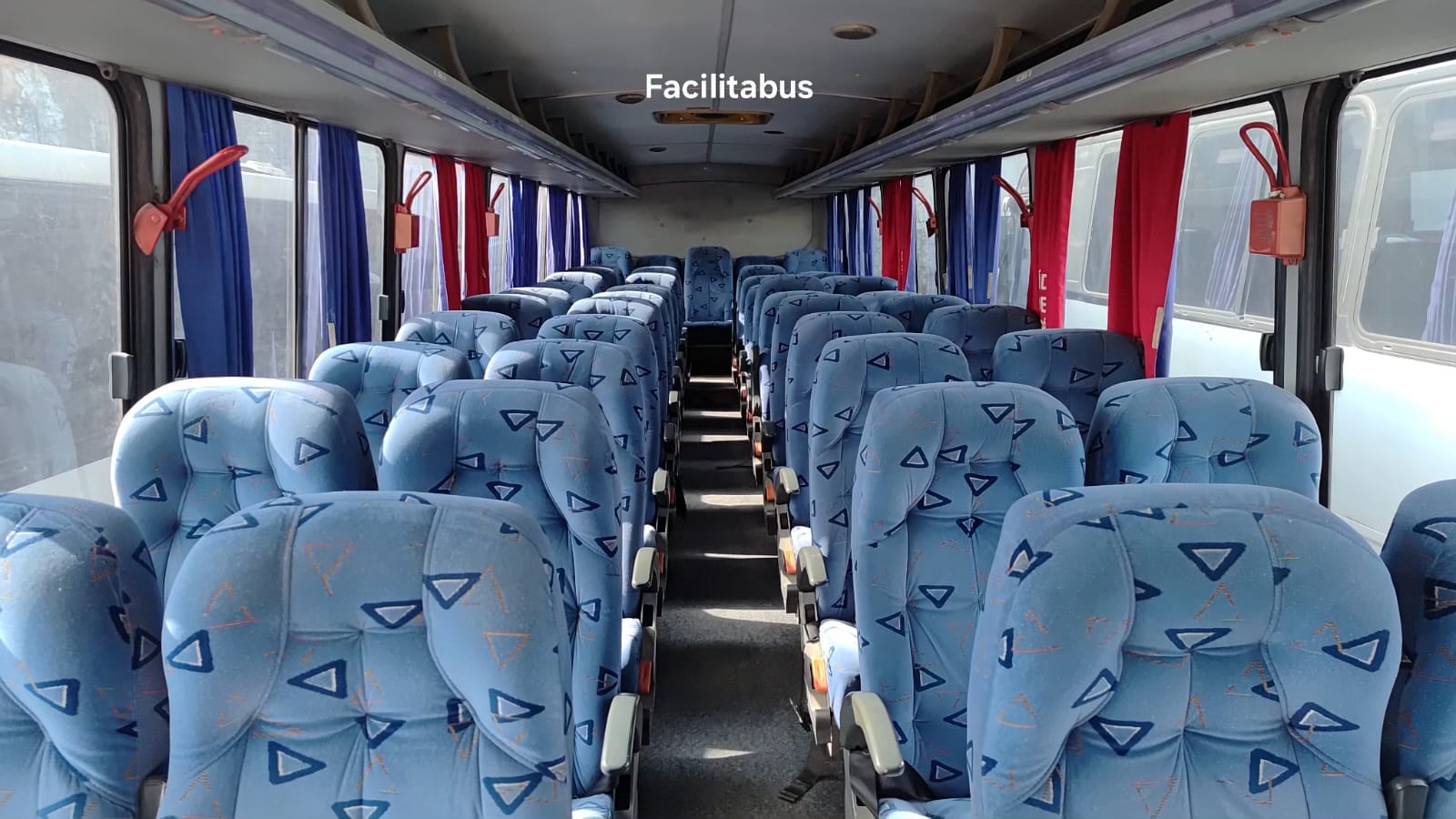 Ônibus Neobus Spectrum - View 6