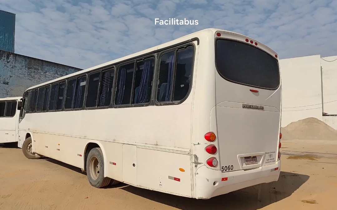 Neobus Spectrum Road 330 - View 4