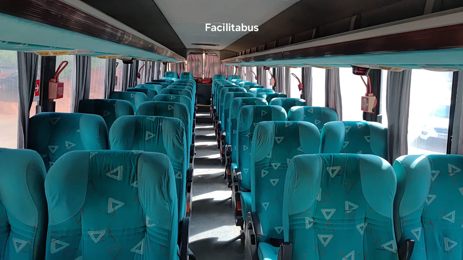 Neobus Spectrum Road 330 - View 9
