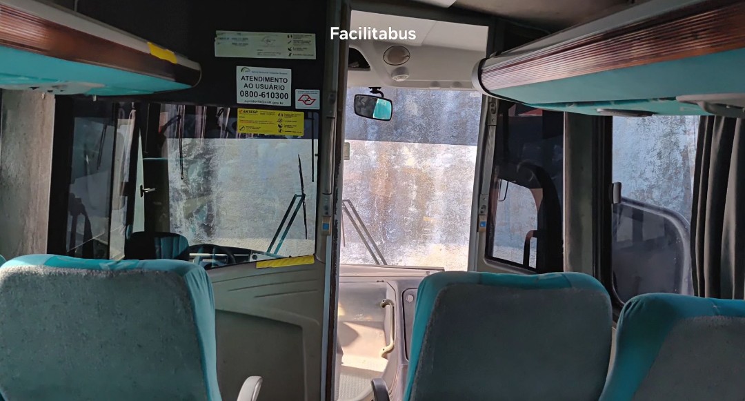 Neobus Spectrum Road 330 - View 10