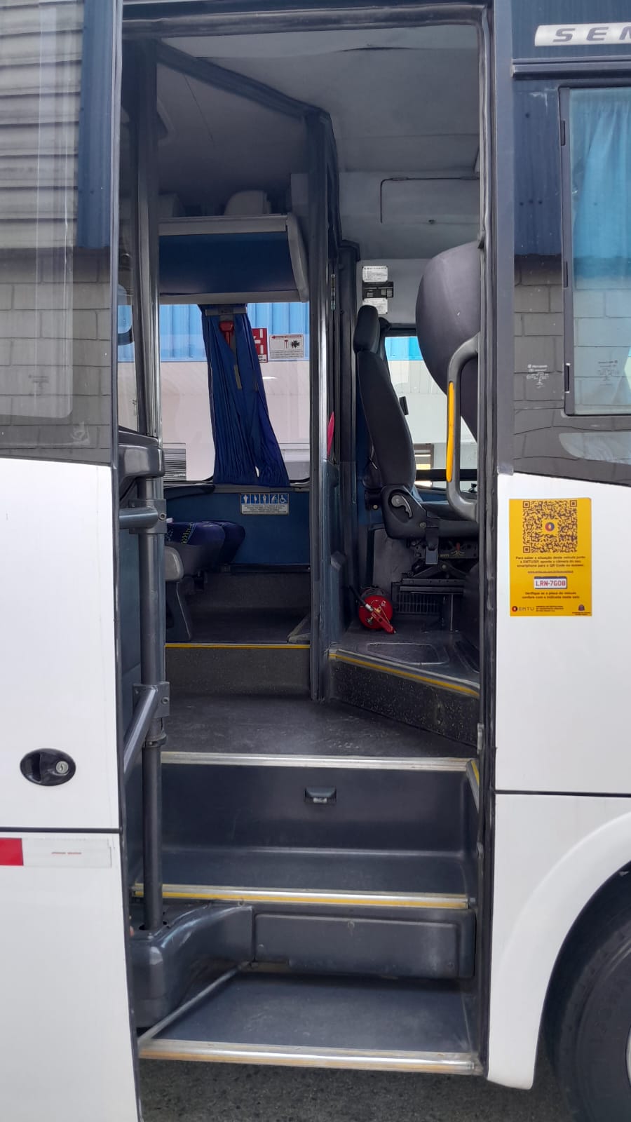 Micro ônibus Rodoviário Marcopolo Sênior - View 3
