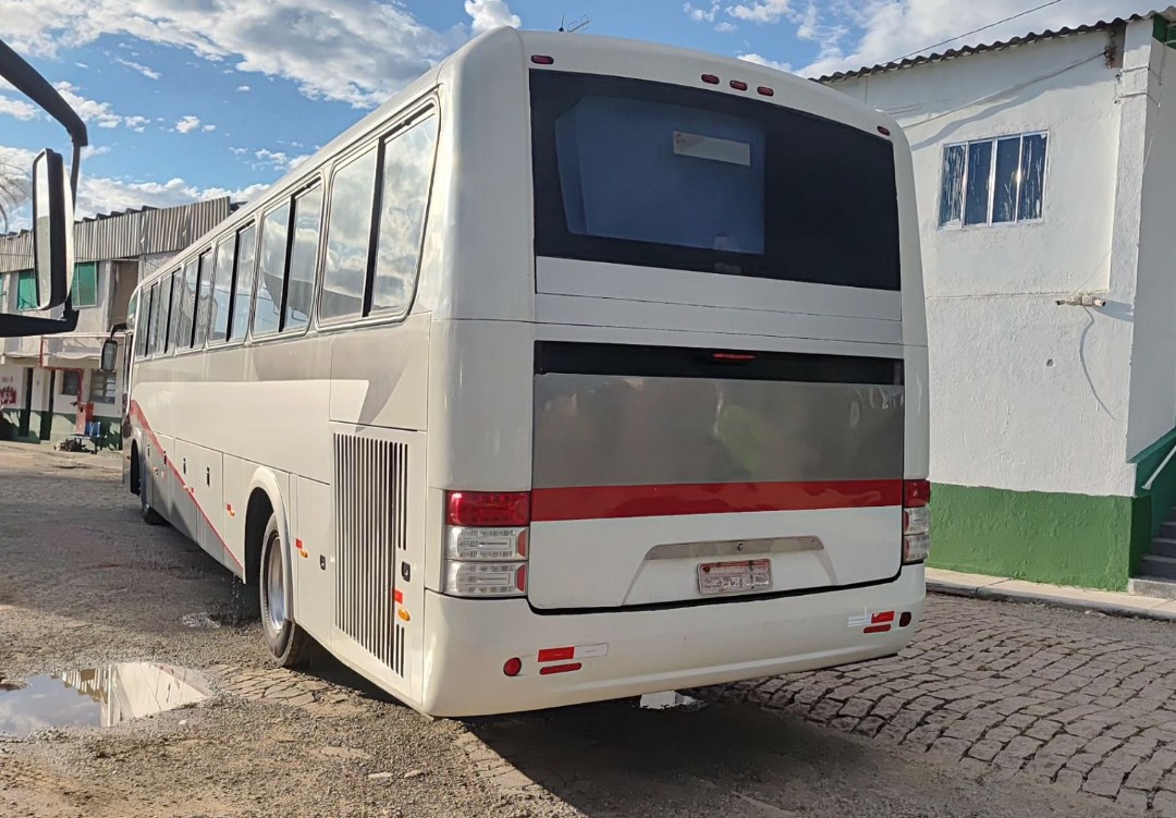 Onibus Rodoviário Comil Campione 3.25 - View 6