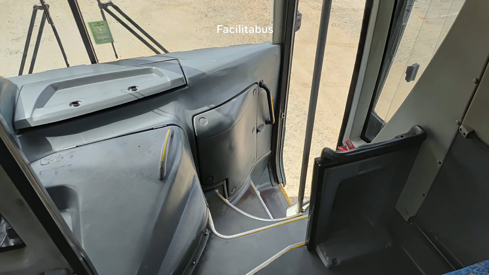 Ônibus Rodoviário  Comil Campione 3.25 - View 7