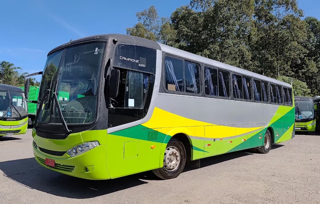 Onibus Rodoviário Comil Campione 3.25